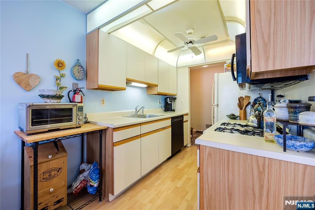 45 Colonial Village Drive 45
