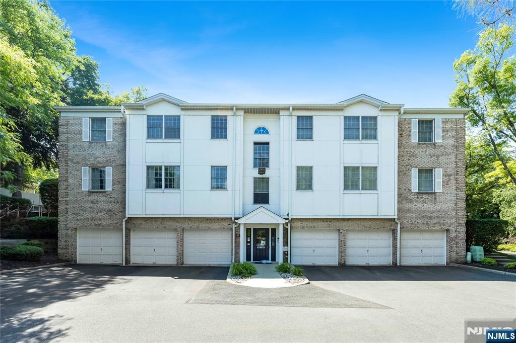 45 Colonial Village Drive 45