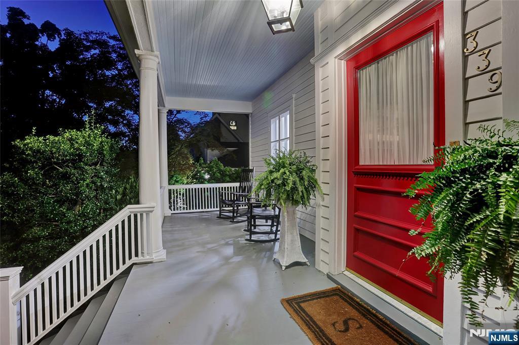339 Highwood Avenue