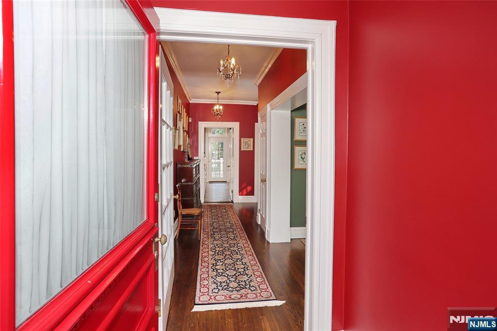 339 Highwood Avenue