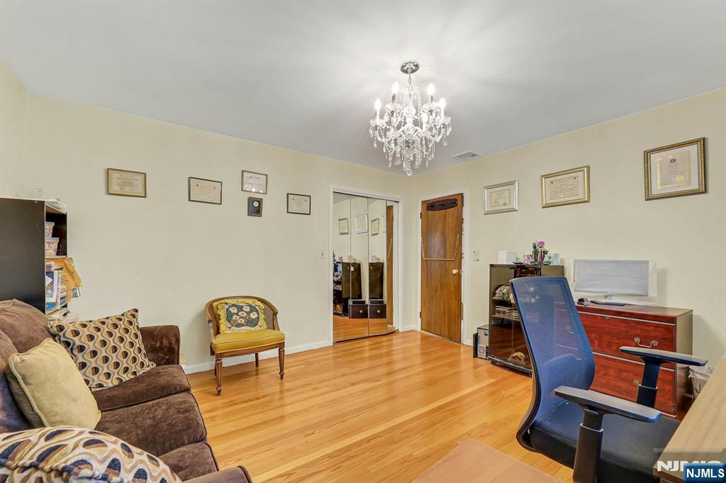 10 Shaw Road