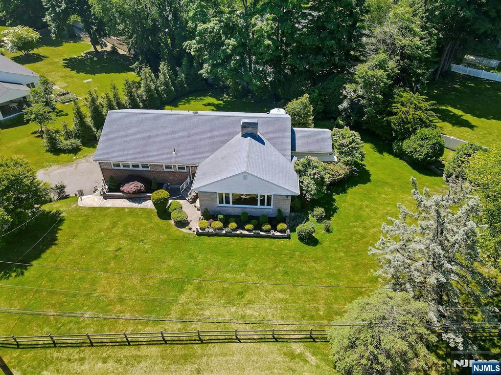 10 Shaw Road