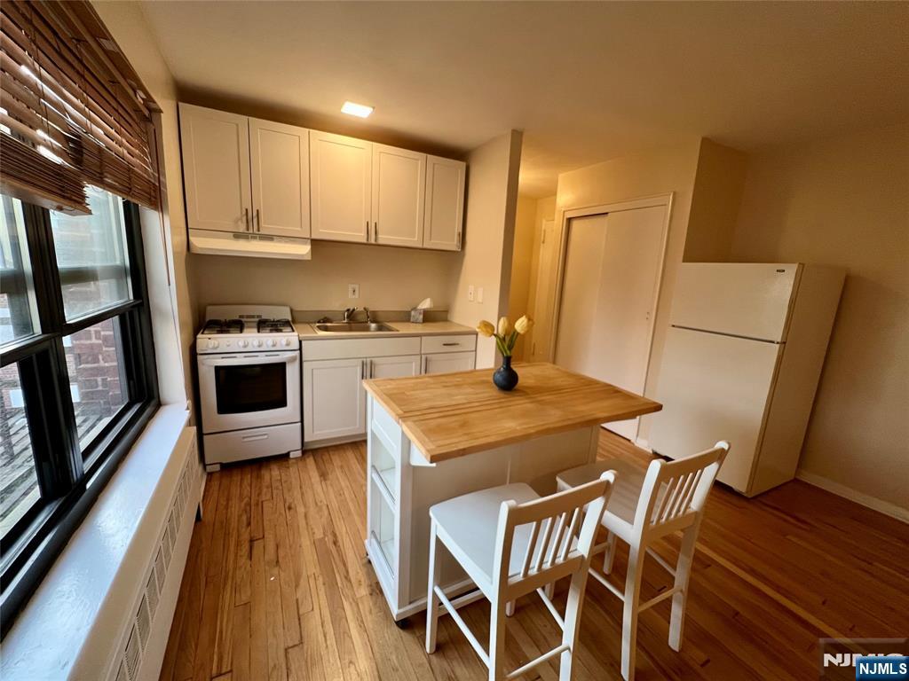 241 E Main Street 3A