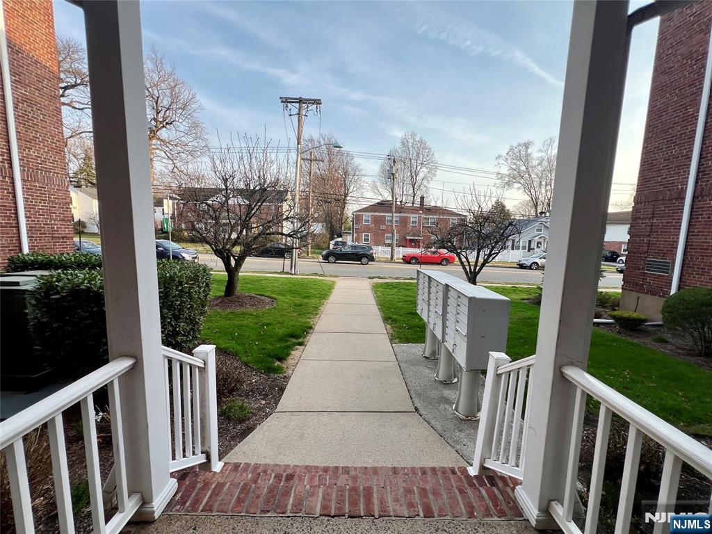 241 E Main Street 3A