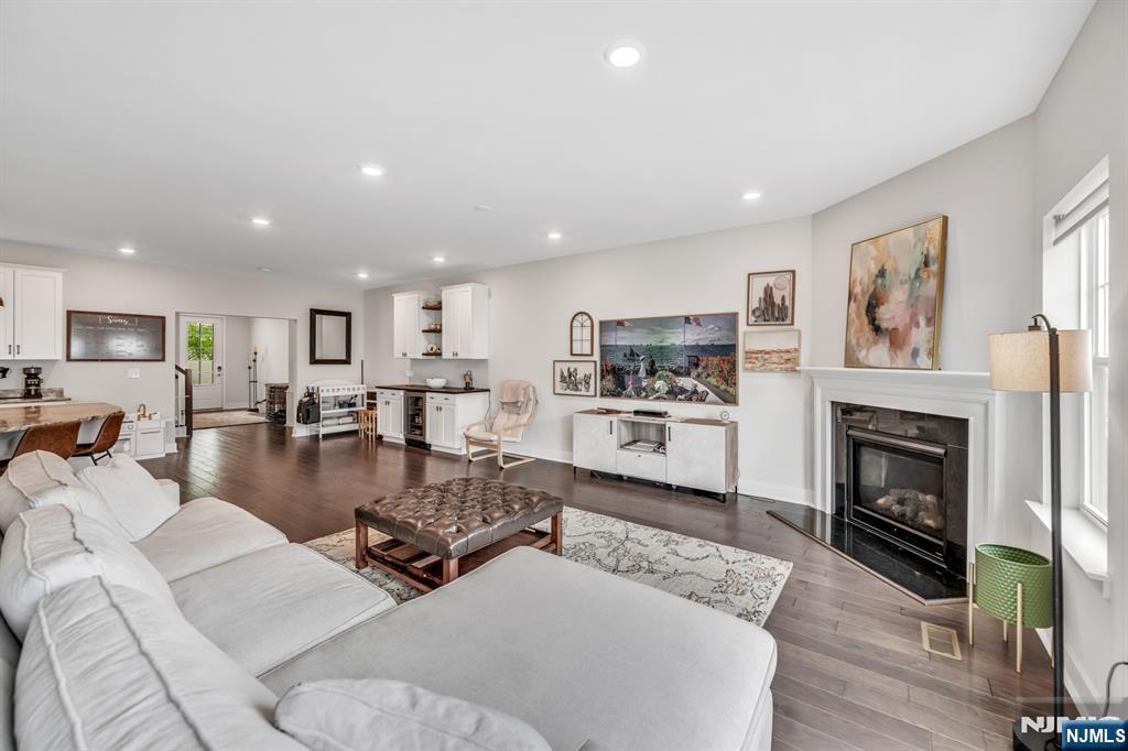 62 Gerhard Place