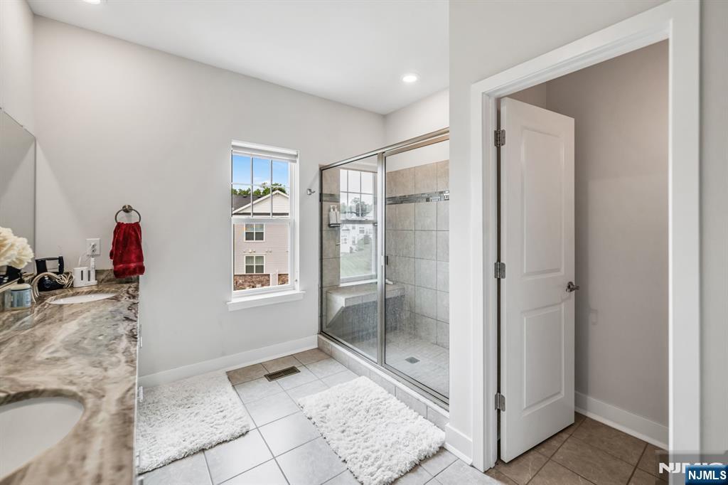62 Gerhard Place