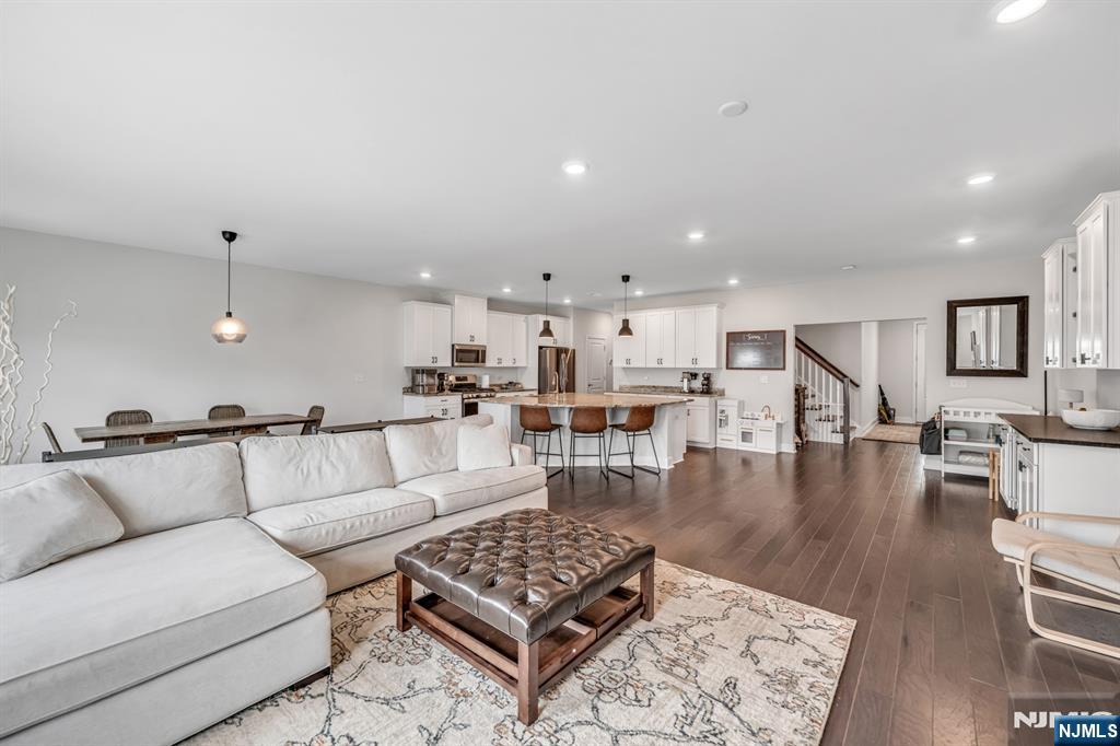 62 Gerhard Place