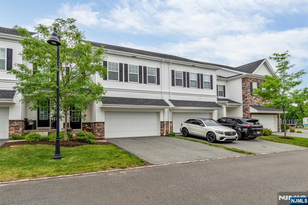 62 Gerhard Place