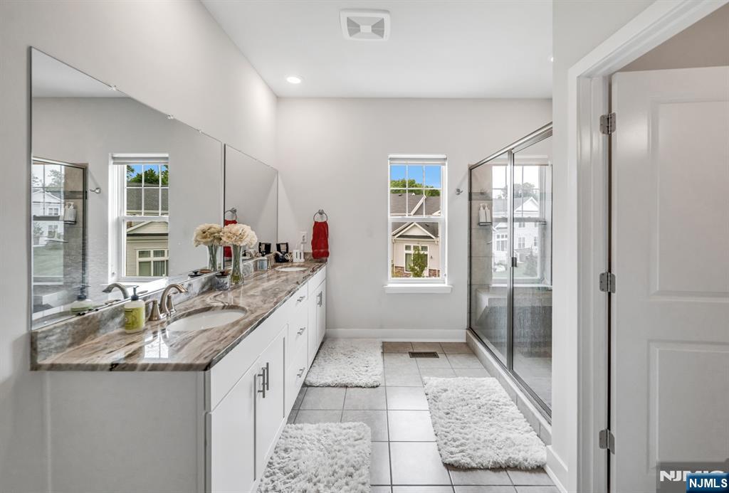 62 Gerhard Place