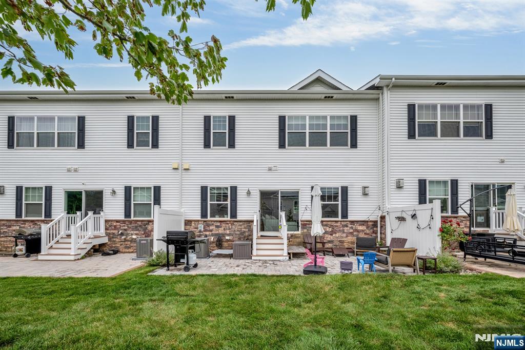 62 Gerhard Place