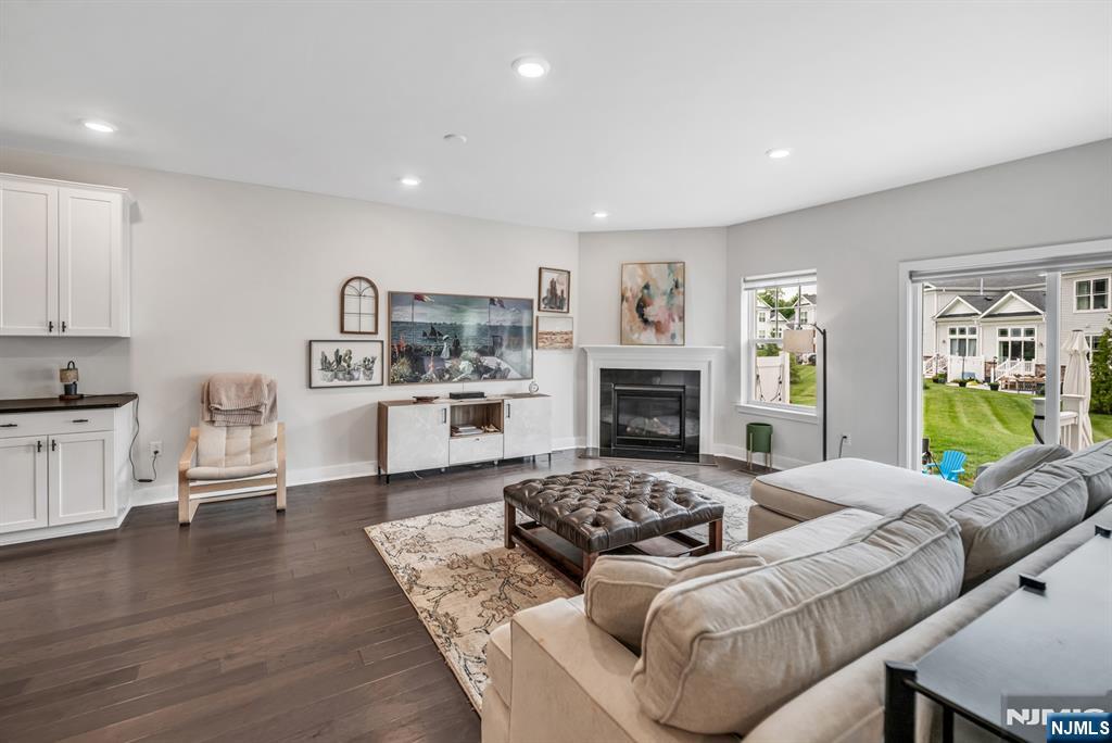 62 Gerhard Place