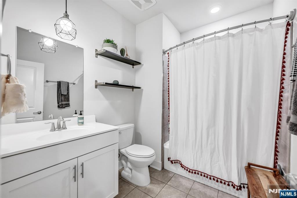 62 Gerhard Place