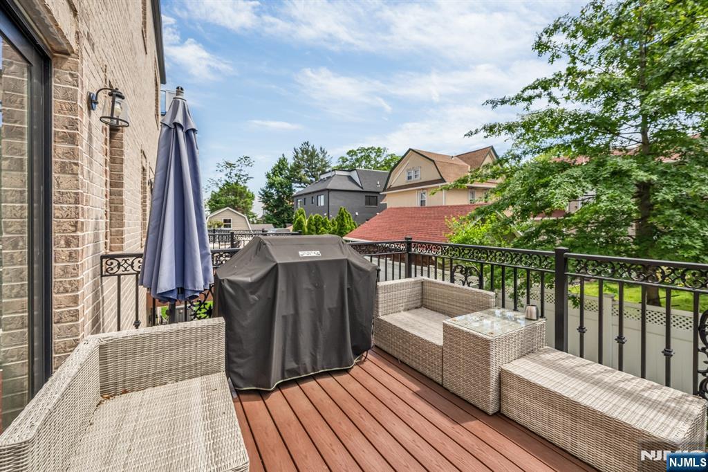 34 Lafayette Avenue