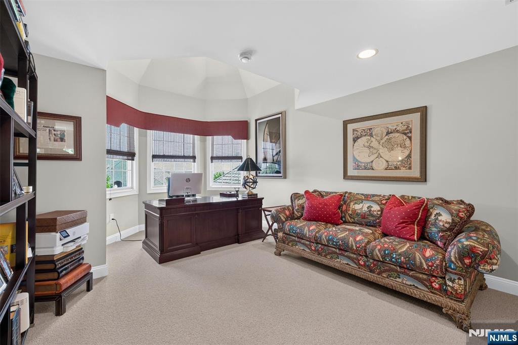 125 Windsor Lane