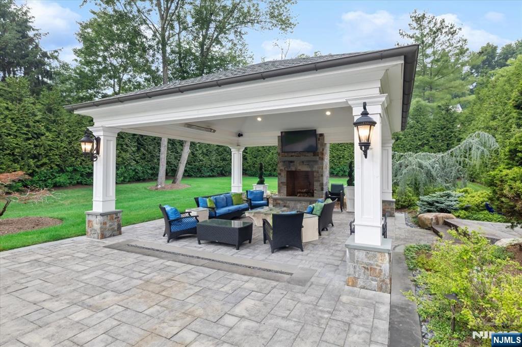 14 Sunflower Drive