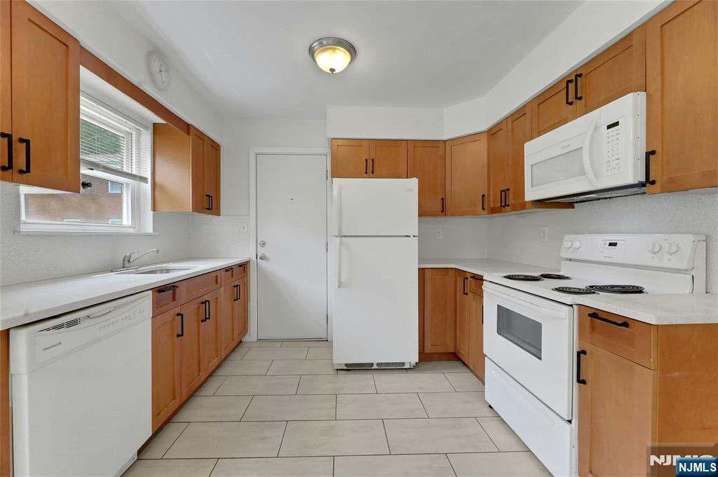 29 Rolling Ridge Road B