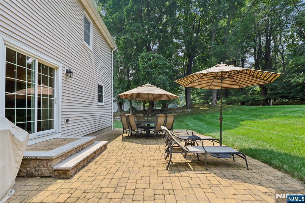 53 Van Blarcom Lane