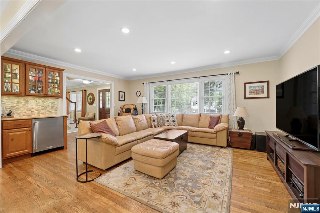 53 Van Blarcom Lane