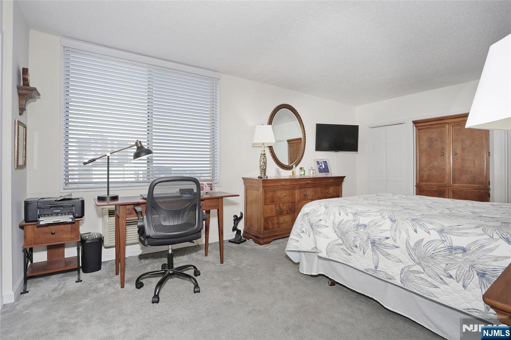 160 Overlook Avenue 19D