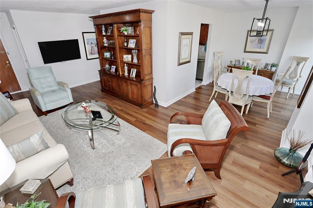 160 Overlook Avenue 19D