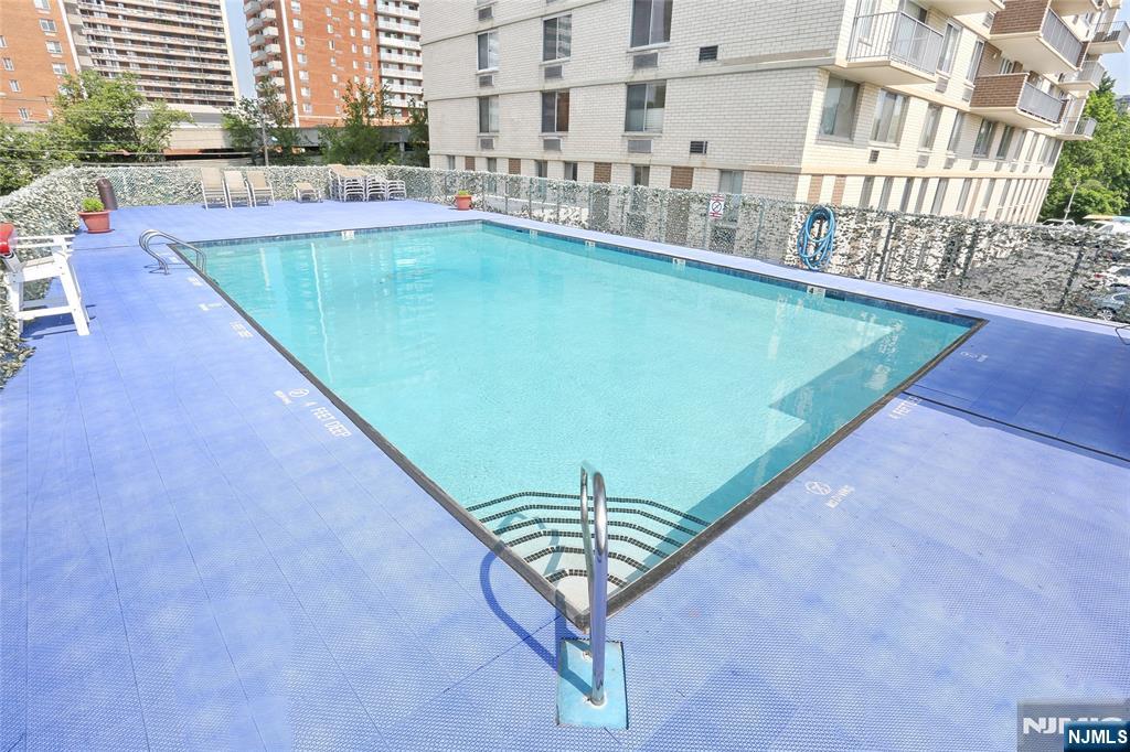160 Overlook Avenue 19D