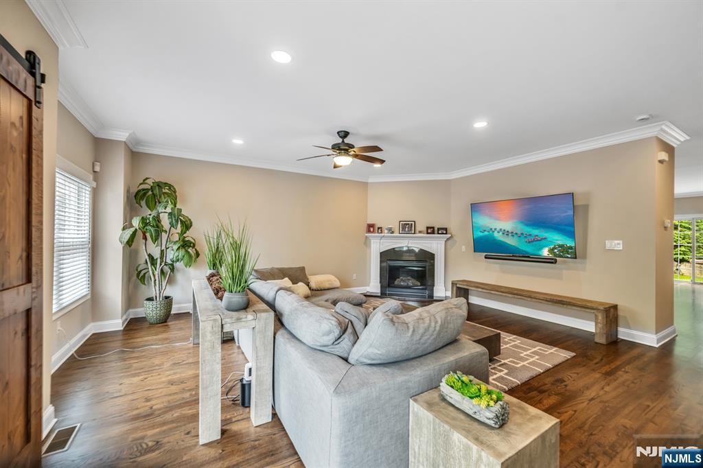 15 Halina Lane