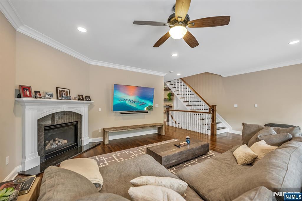 15 Halina Lane