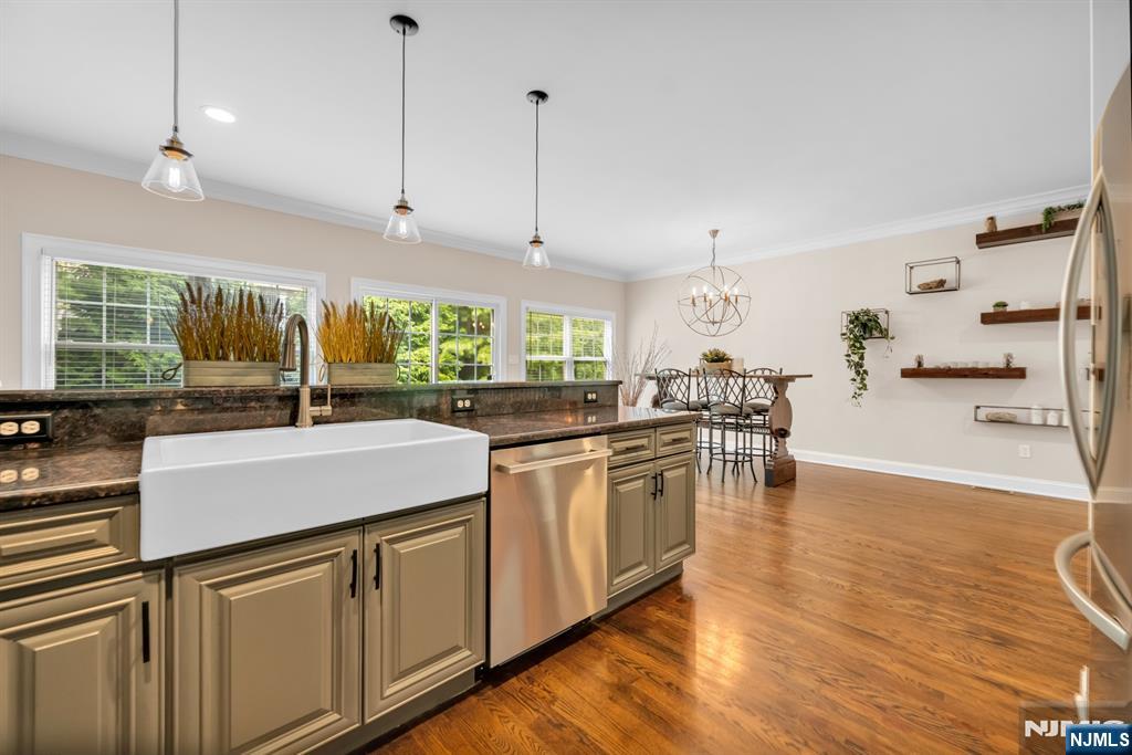 15 Halina Lane