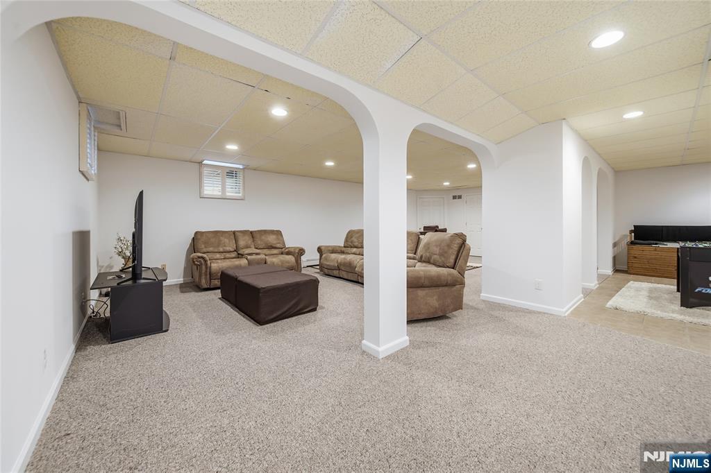 1 Concord Court