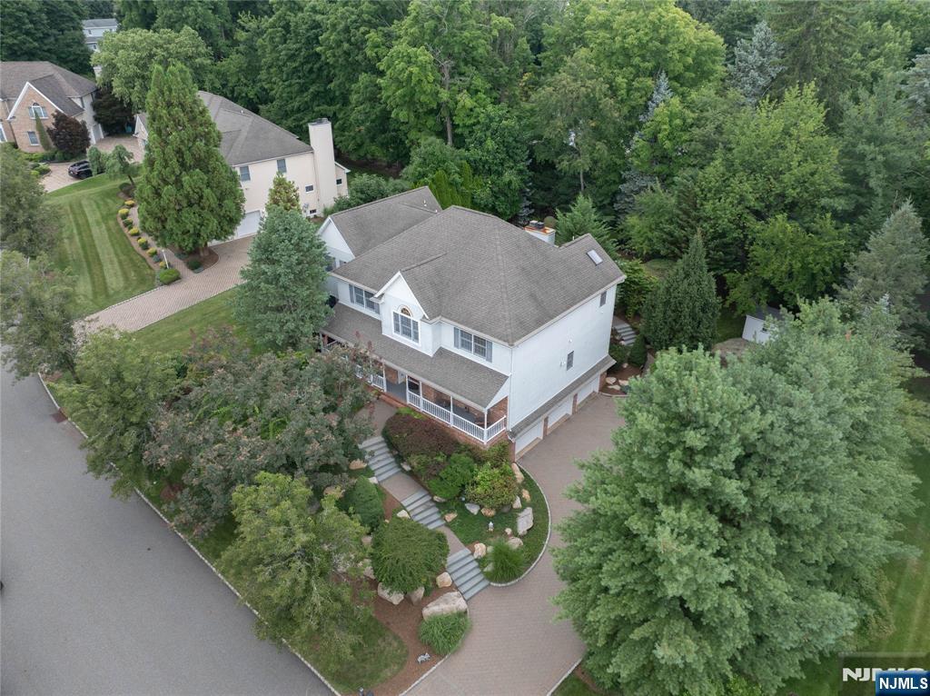 1 Concord Court