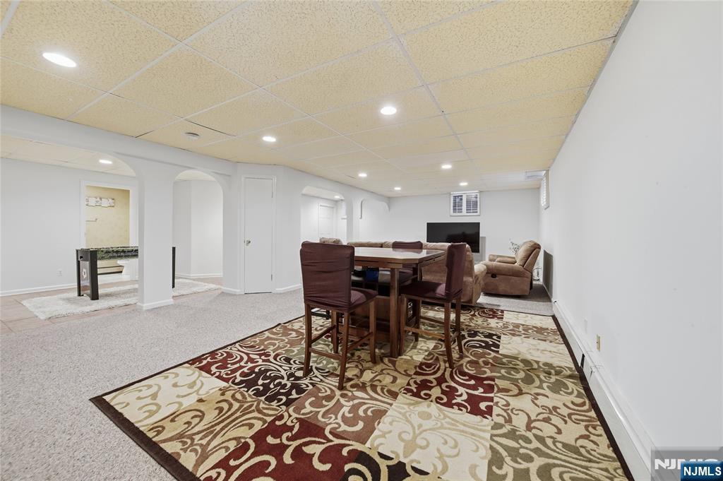 1 Concord Court