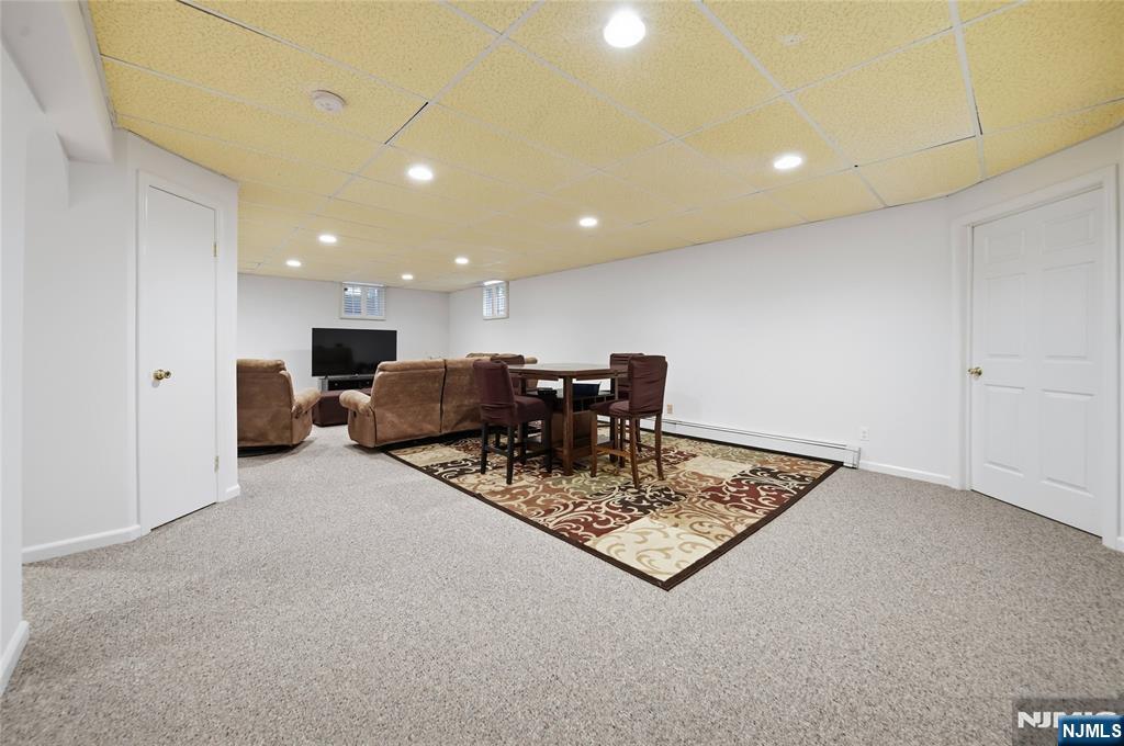 1 Concord Court