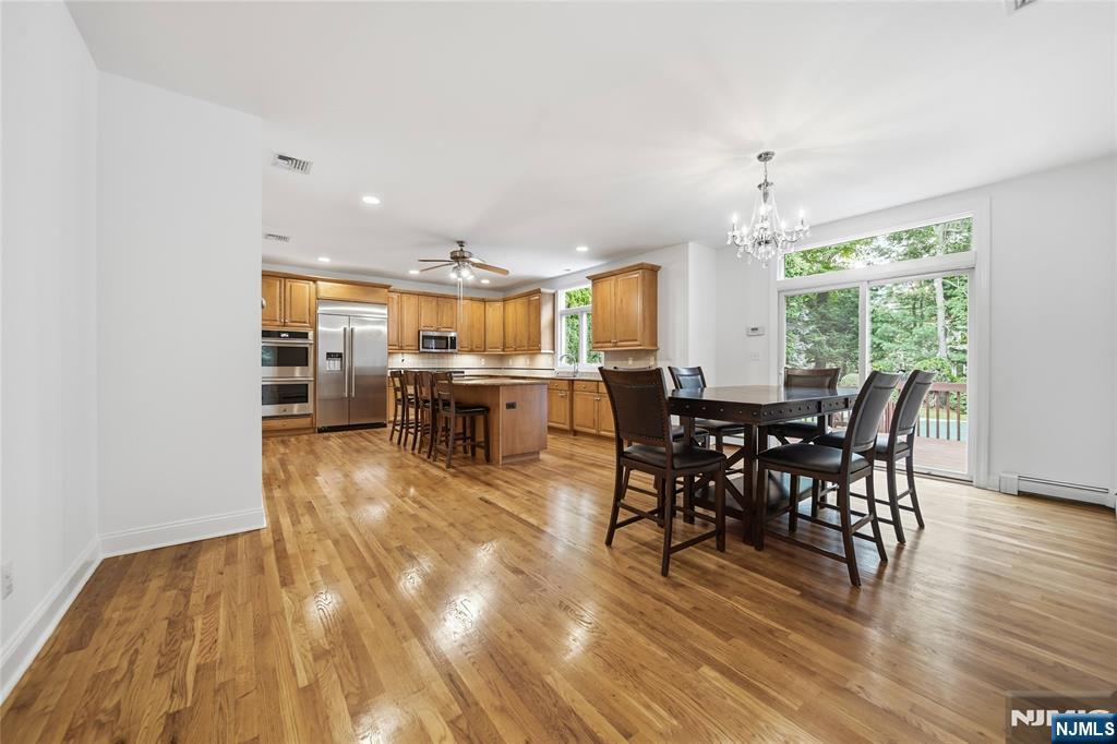 1 Concord Court