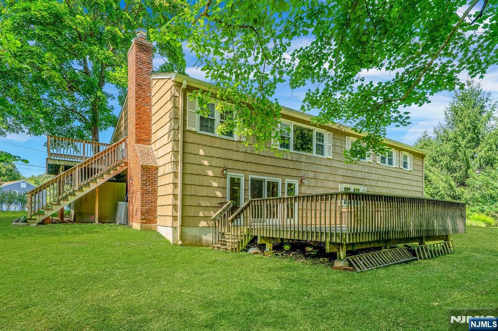 260 River Drive