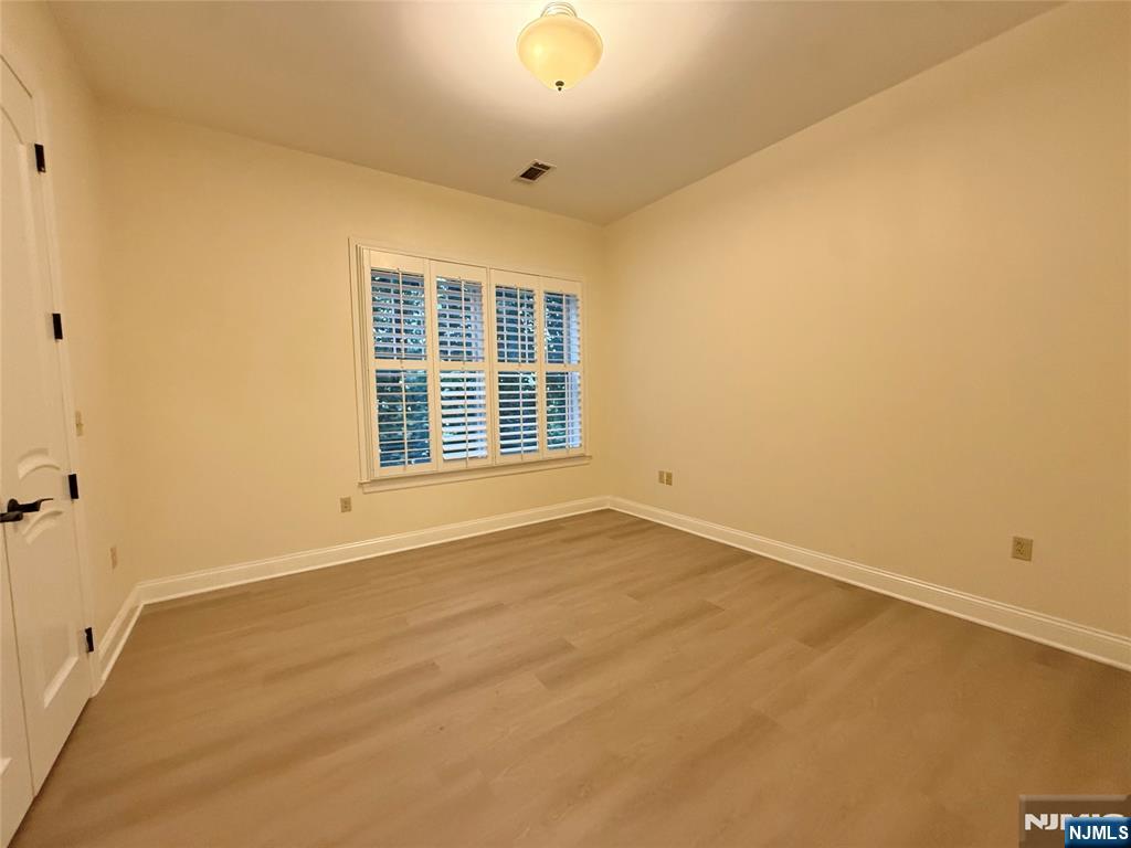 1210 The Plaza