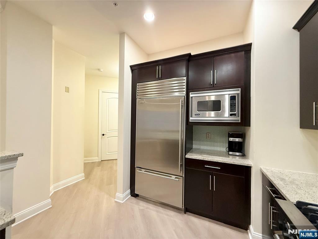 1210 The Plaza