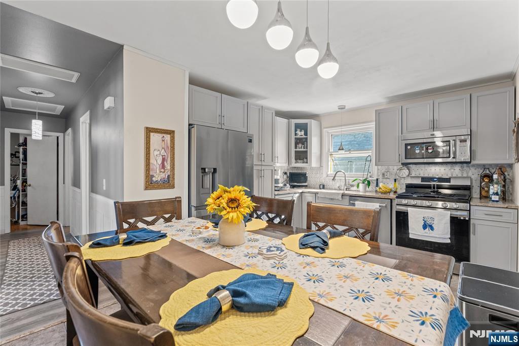 65 Miller Avenue 2