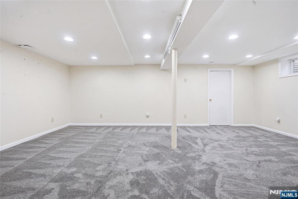 574 Baylor Avenue