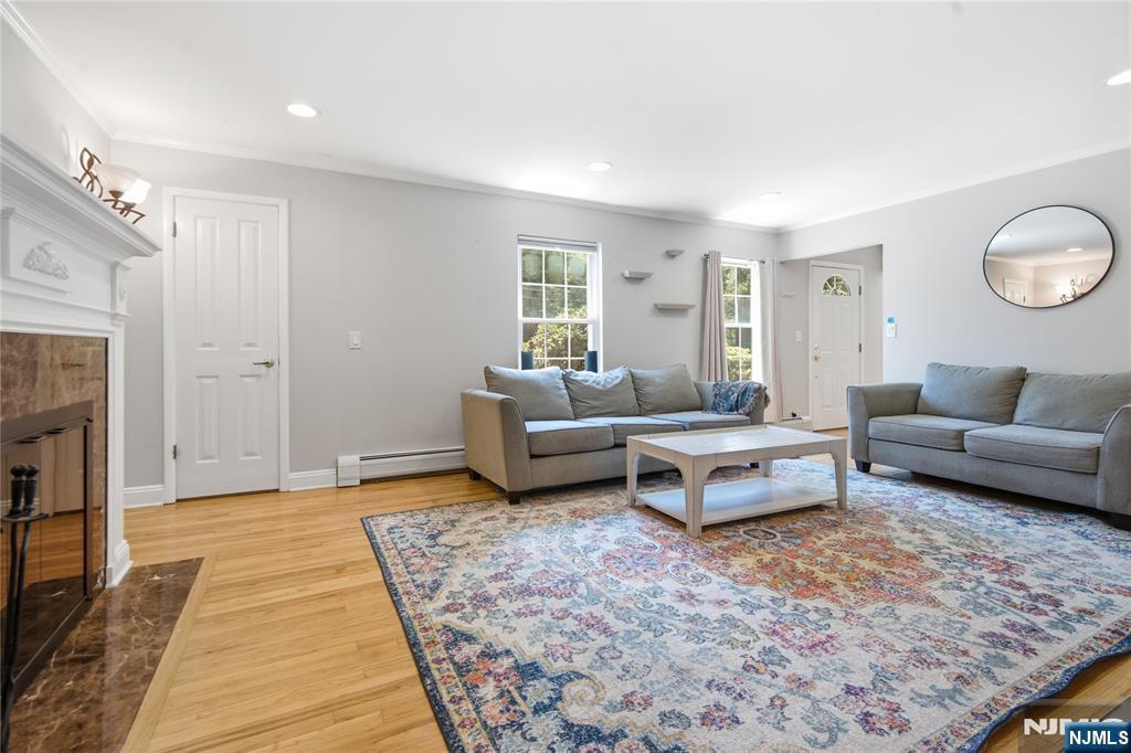 574 Baylor Avenue