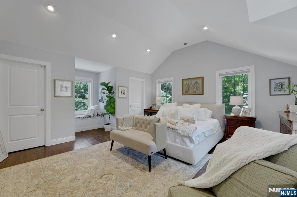 84 Leclerc Avenue