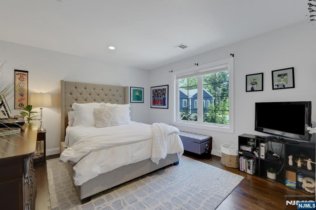 84 Leclerc Avenue