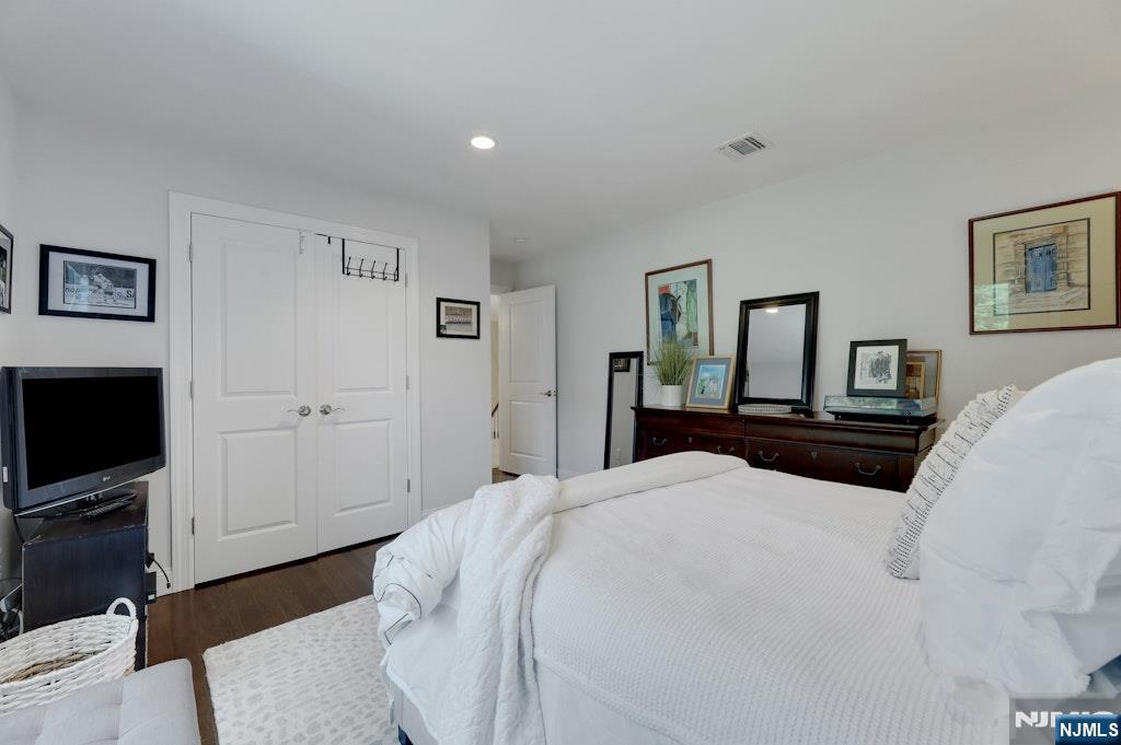 84 Leclerc Avenue