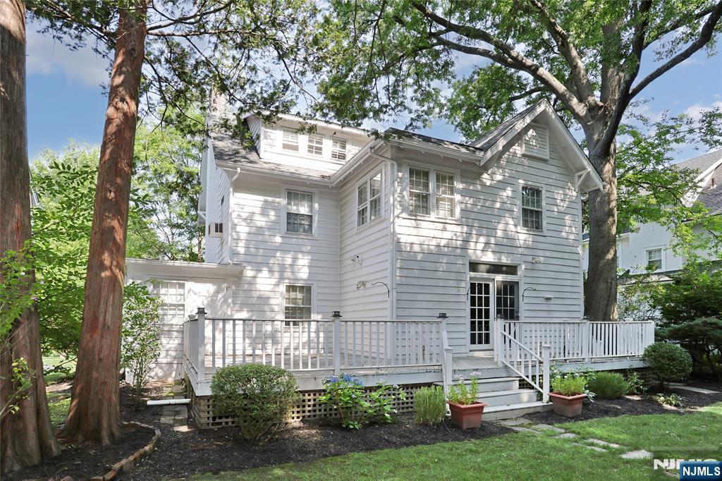 153 Glenwood Avenue