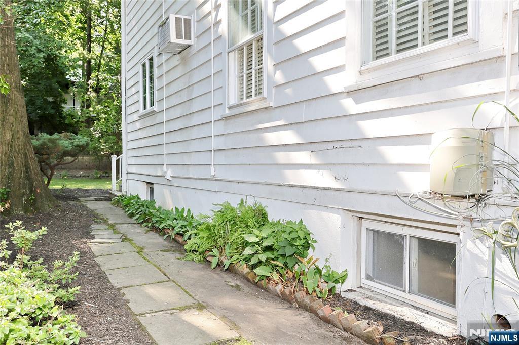 153 Glenwood Avenue