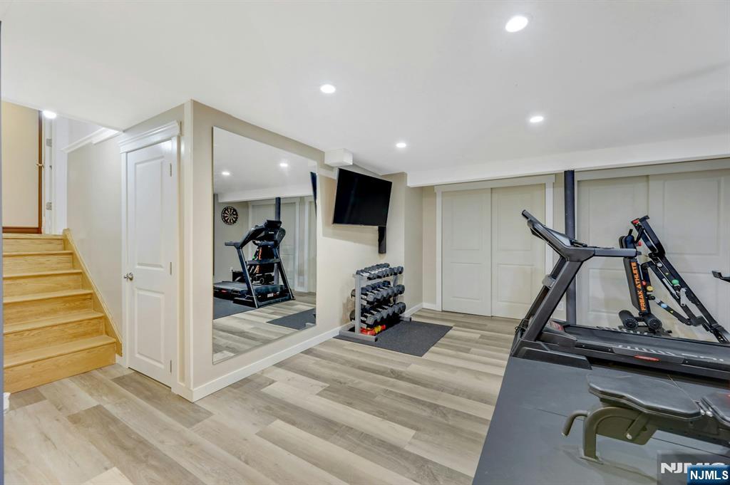 15-10 Mandon Place