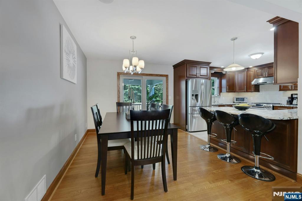 15-10 Mandon Place