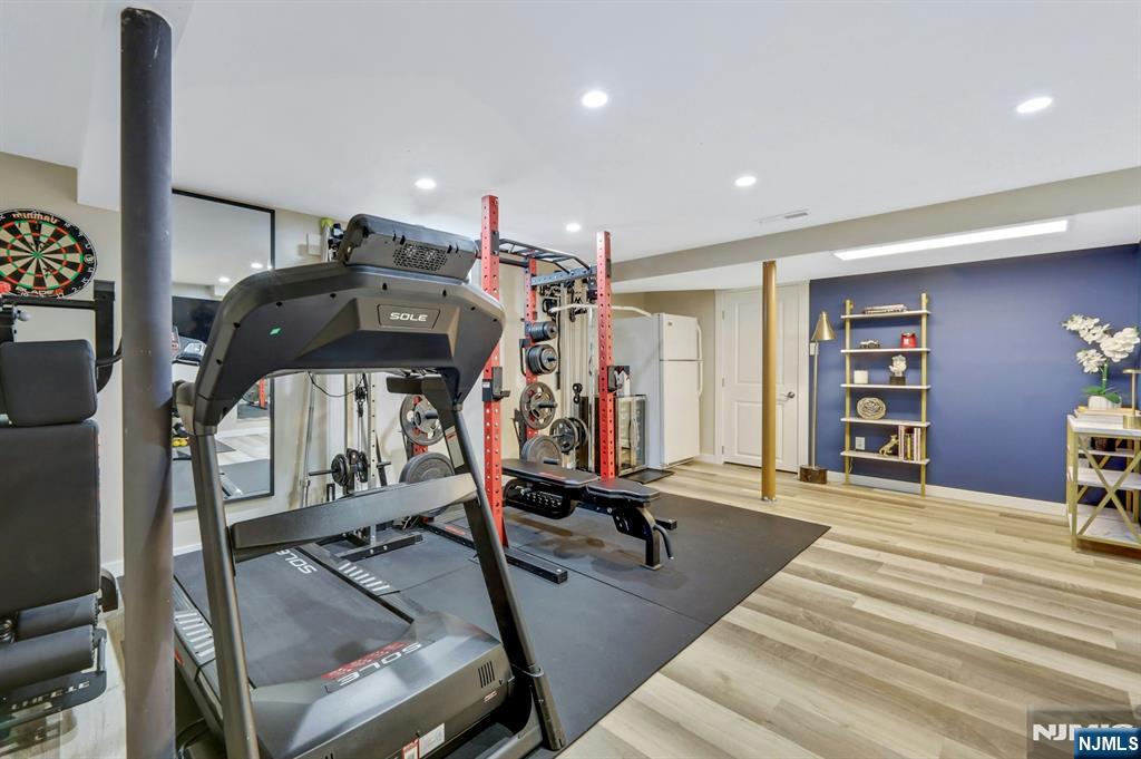 15-10 Mandon Place