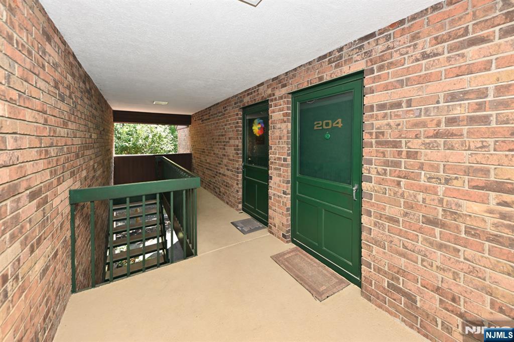 204 Indian Hollow 204