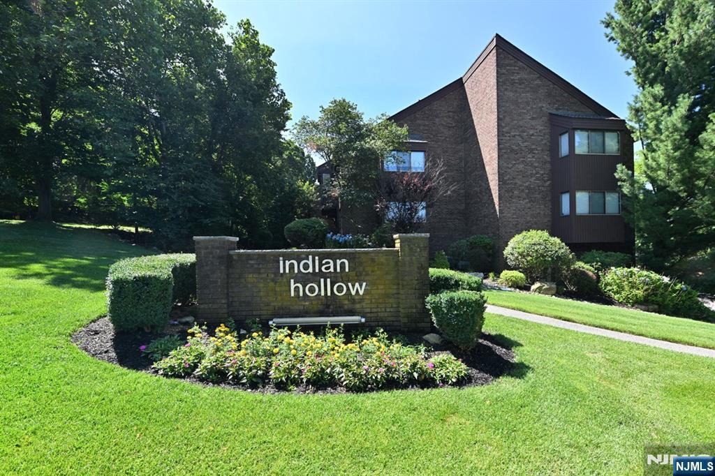 204 Indian Hollow 204
