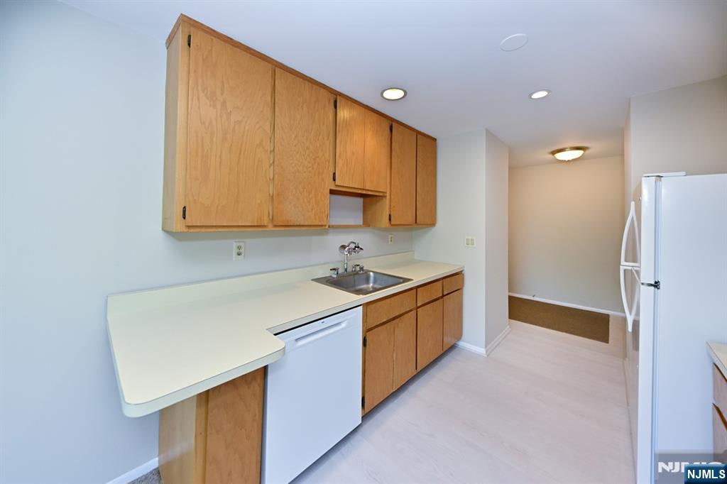 204 Indian Hollow 204